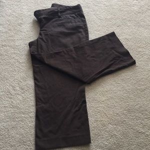 Express chocolate brown size 8 crop capri